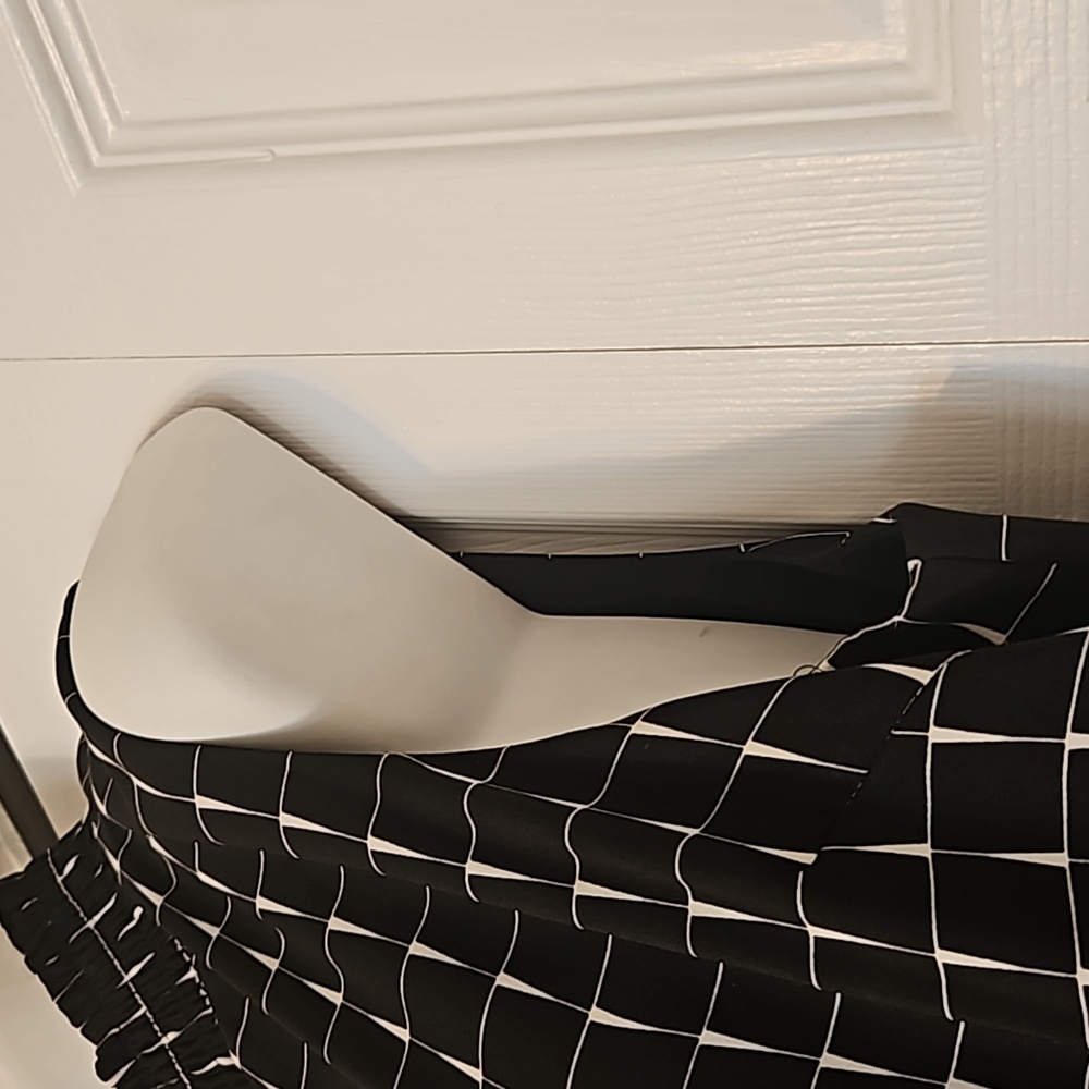 Who What Wear Black and White Dress - Picture 3 of 8